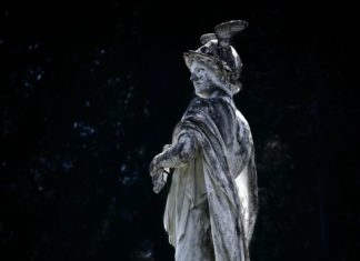 Hermes, il messaggero degli dei e il protettore dei viaggiatori